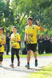 BIB: 0826, 50757
                            <button type="button" onclick="openModal(5132827)" class="btn btn-primary btn-sm float-right btn-popup" data-toggle="modal" data-target=".modal-high-quality">
                        <i class="fas fa-shopping-cart"></i> Add to Cart
                    </button>
                                            <button type="button" onclick="isThisMe(5132827, true)" class="btn btn-success btn-sm float-right btn-popup btn-isme hidden" data-toggle="tooltip" data-placement="bottom" title="นี่คือรูปของคุณใช่ไหม คลิกที่นี่เพื่อเอาเข้าอัลบั้ม">
                        <i class="fas fa-plus"></i> Add to album
                    </button>
                    <button type="button" onclick="isThisMe(5132827, false)" class="btn btn-warning btn-sm float-right btn-popup btn-isnotme hidden">
                        <i class="fas fa-ban"></i> Remove from album
                    </button>